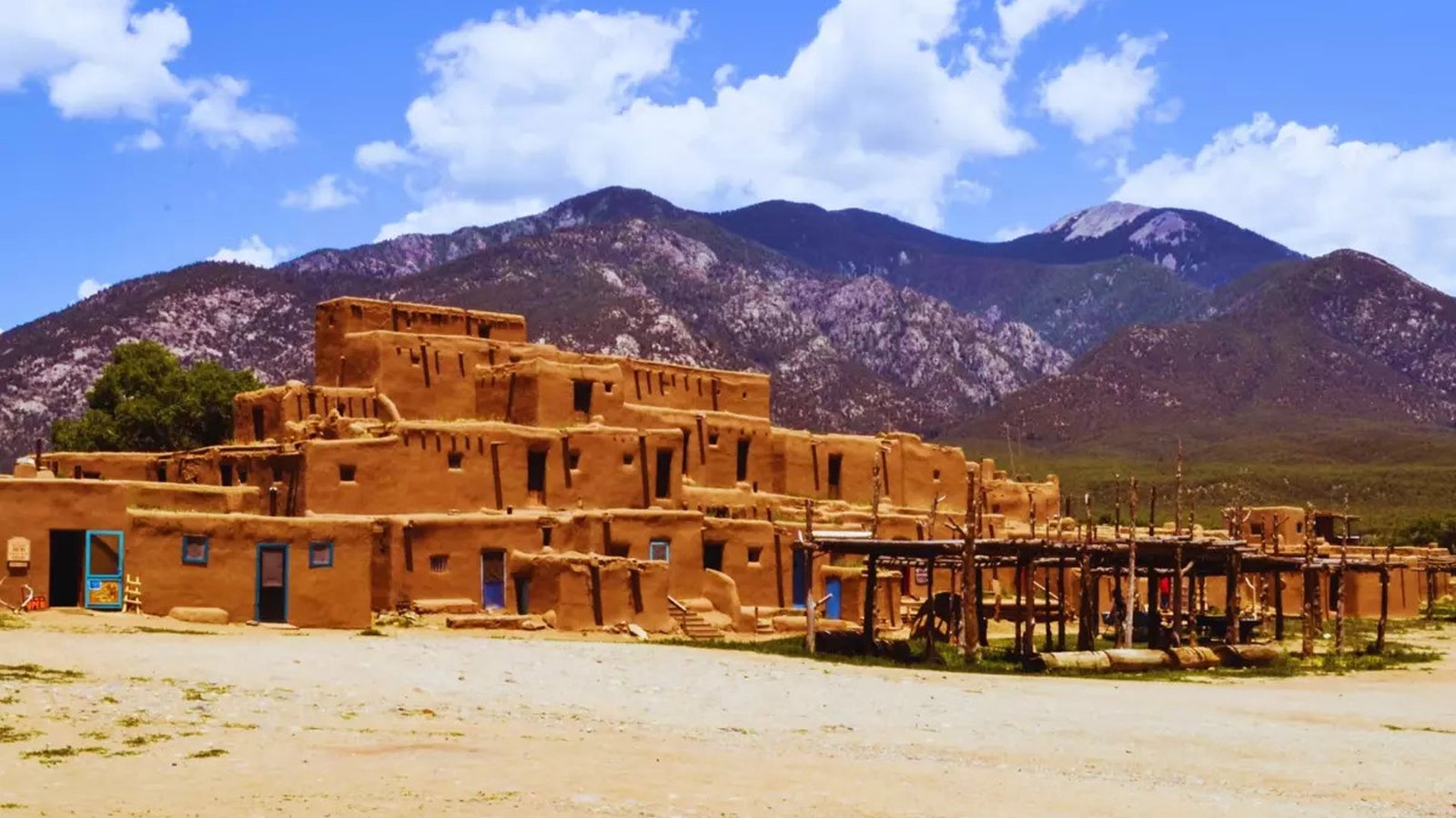 Taos Hum