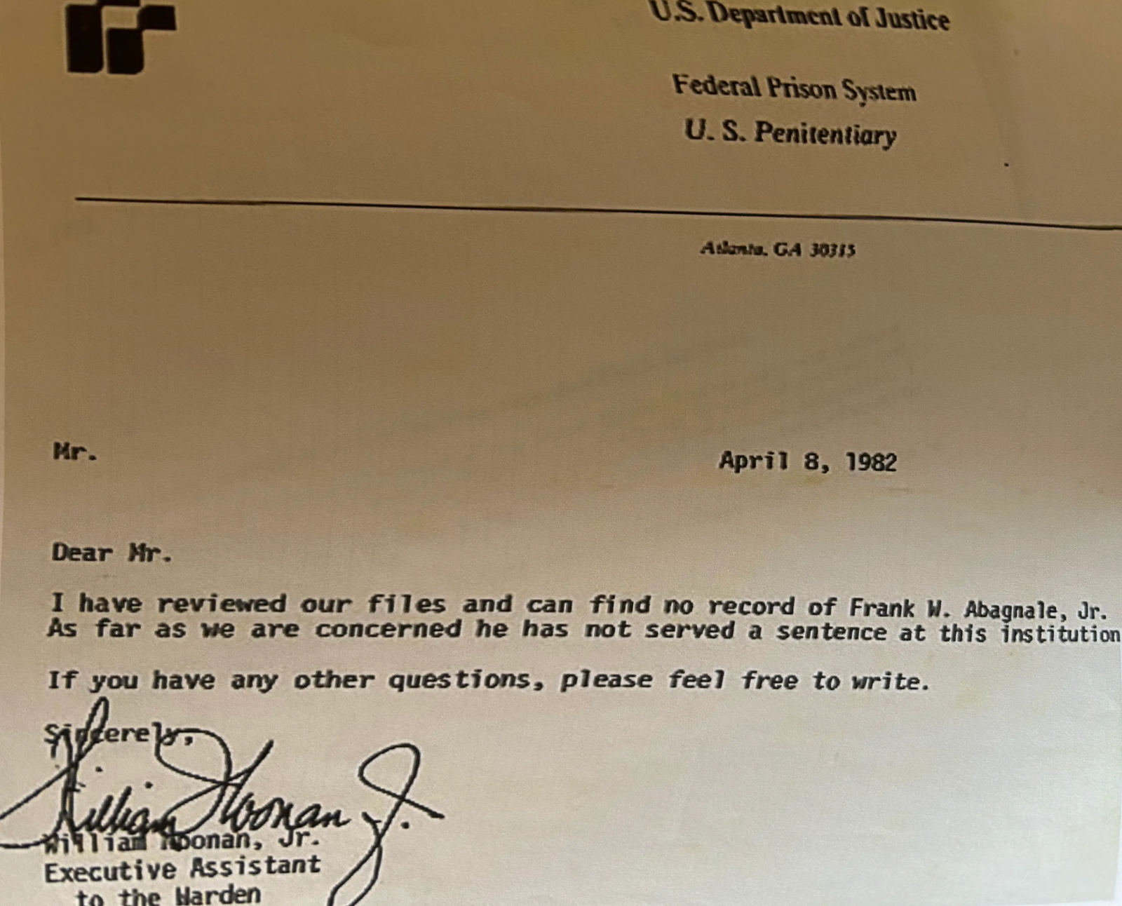 Carta del asistente del guardián de la Penitenciaria Federal de Atlanta contando que Frank nunca estuvo en la prisión de la que supuestamente escapó.